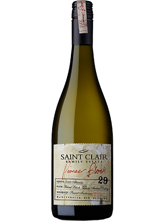 Kvalitní bílé víno Sauvignon Blanc ze Saint Clair s aroma květů jabloně, tóny mandarinek, soli